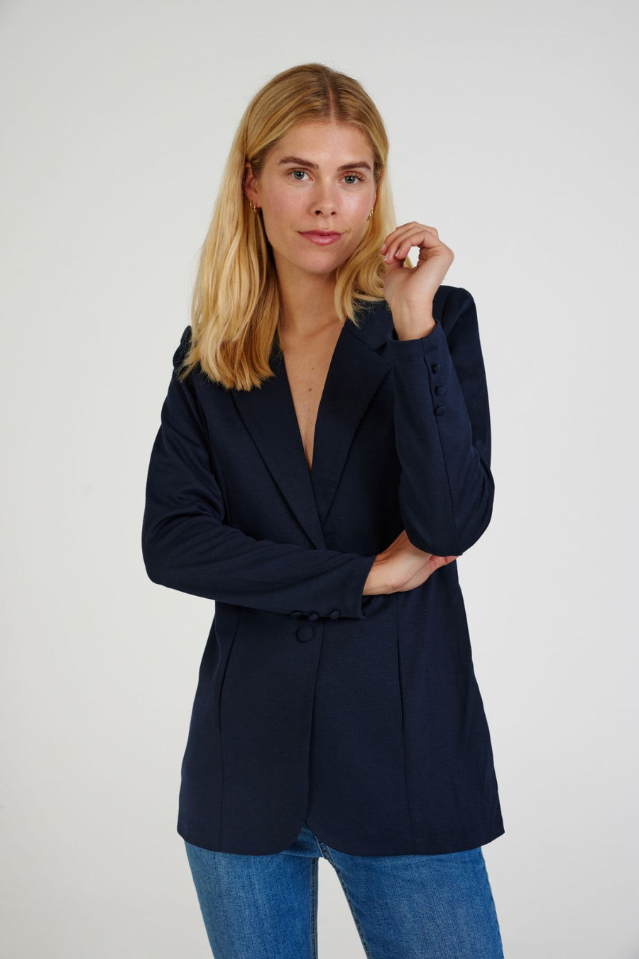 FQNANNI - FIGURBETONTER BLAZER - BLAU